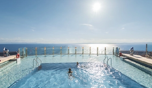 msc-preziosa_garden-pool_kreuzfahrten-flemming MSC Preziosa Garden Pool